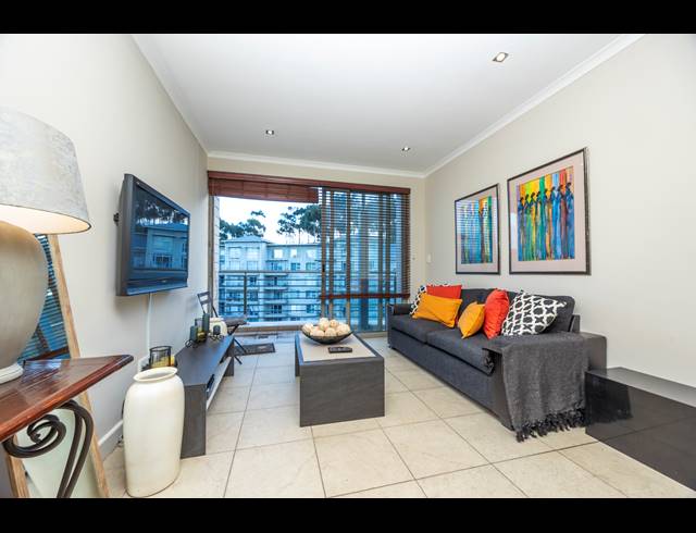 1 BEDROOM APARTMENT BLOCK SOLD IN TYGER WATERFRONT